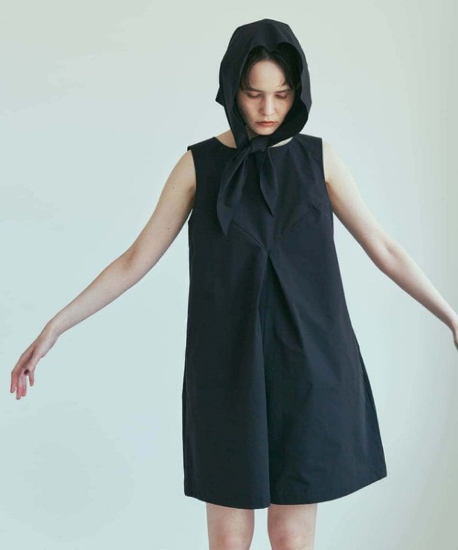 urban research 水着　ラッシュガード