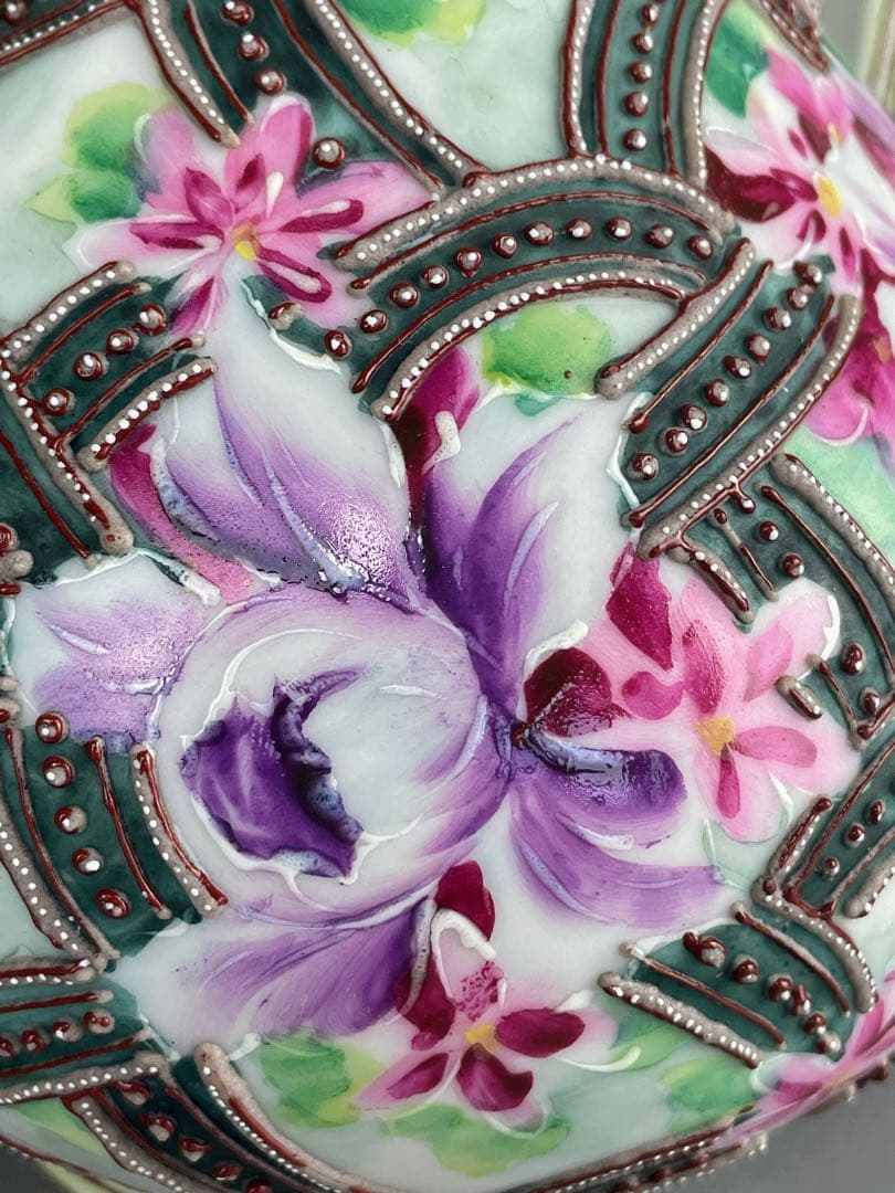 【美品】オールドニッポン ２２．２cm 花紋 一陳盛り花瓶 アールヌーボー様式