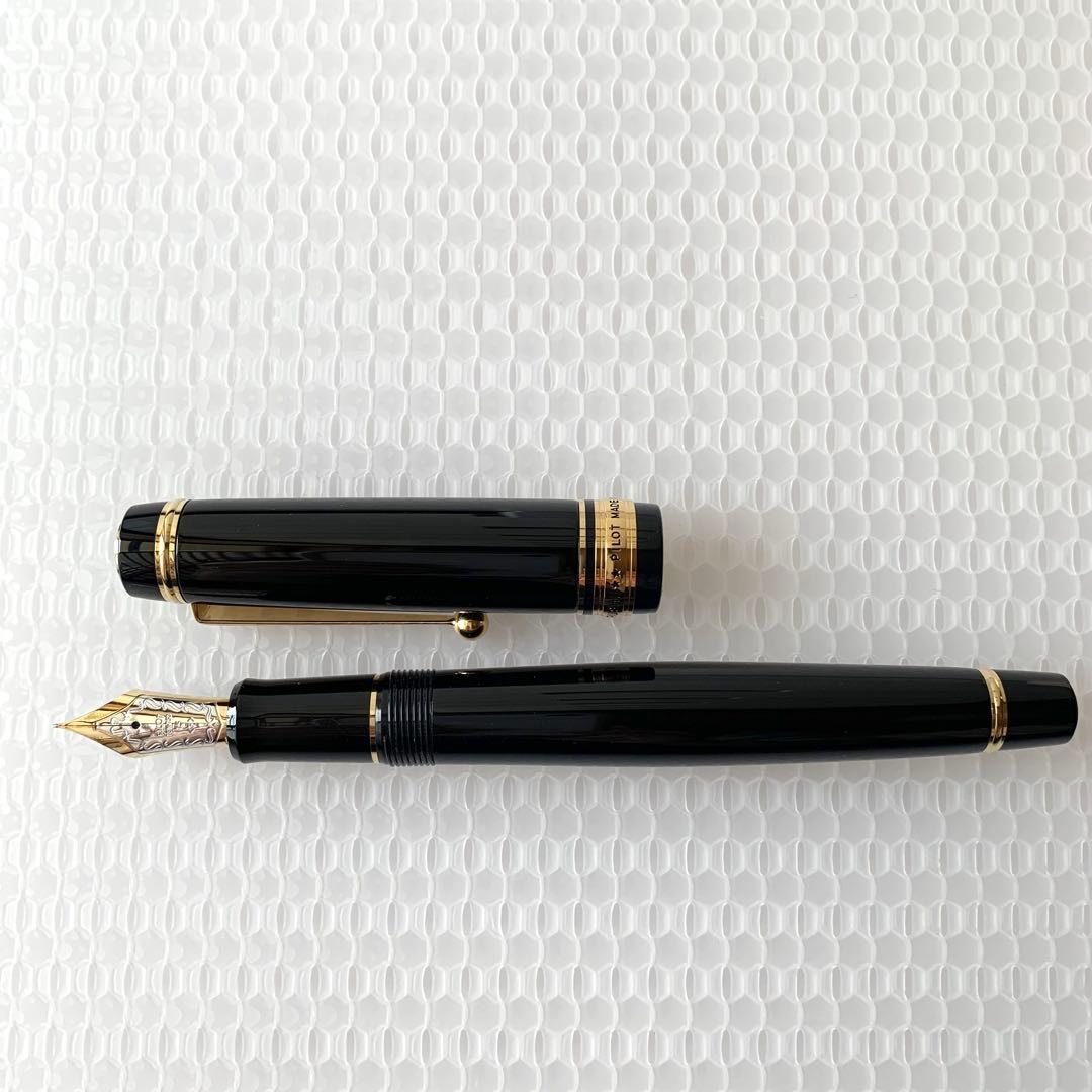 [美品 ほぼ未使用] パイロット カスタム845万年筆 F(細字)