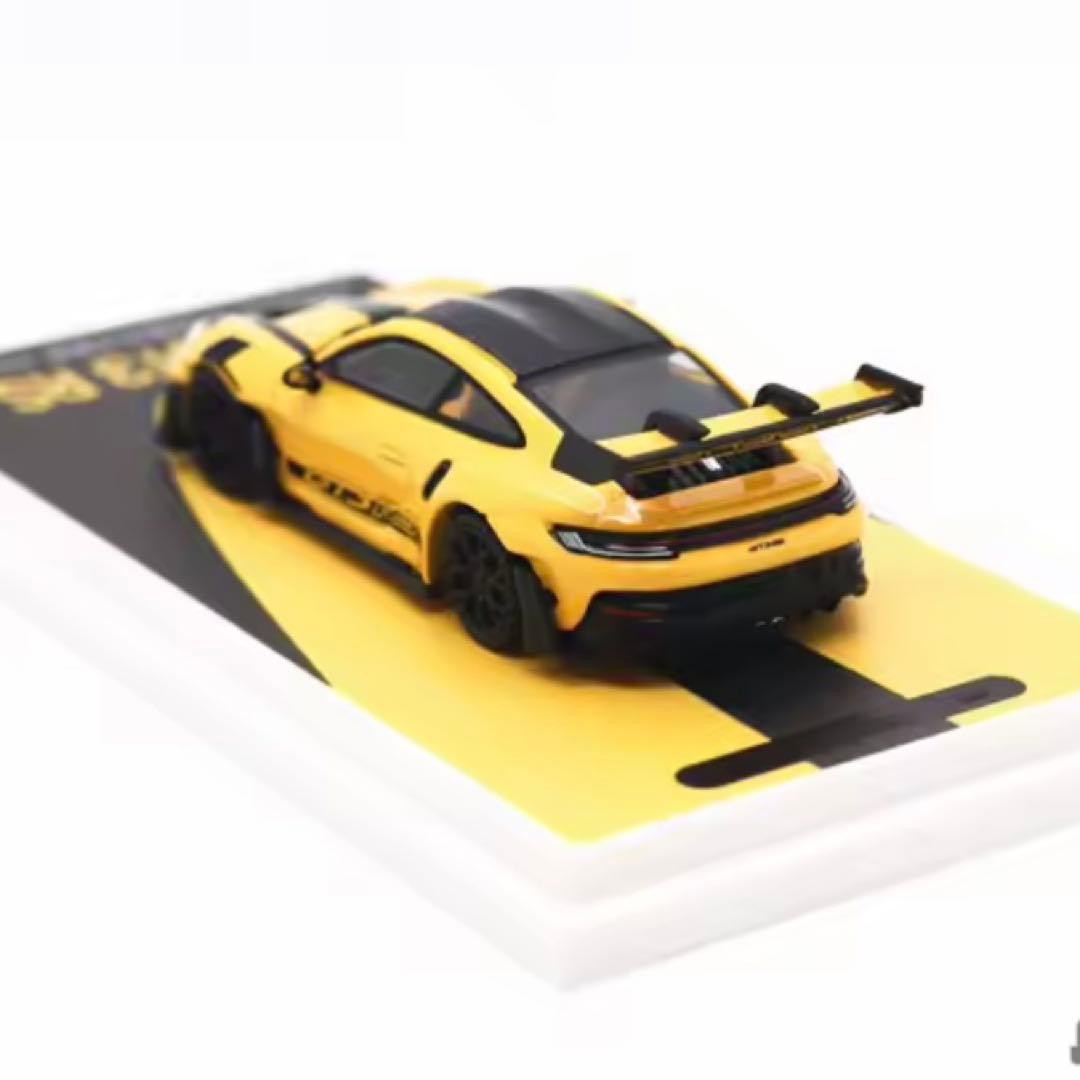 ポルシェ992 GT3RS 1/64ミニカー イエローPORSCHE