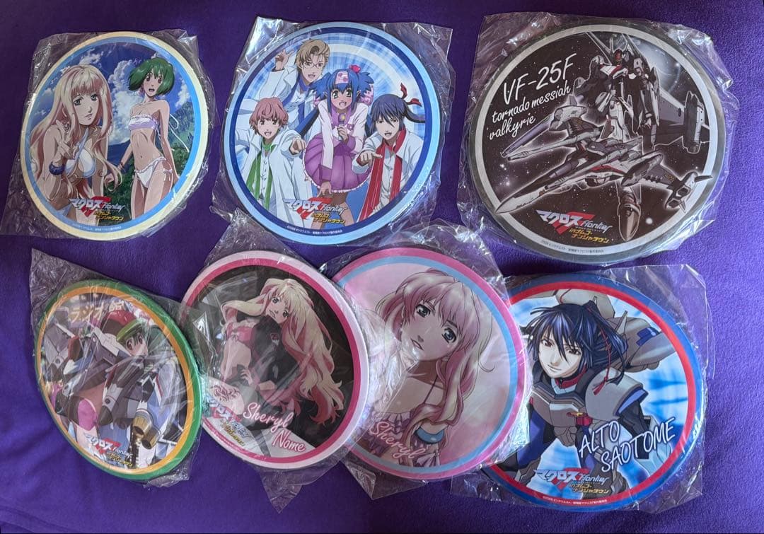 マクロスF 特大缶バッジセット