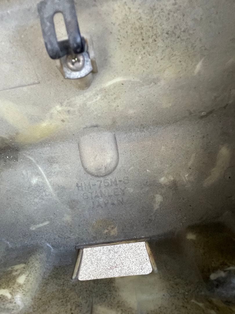 CBR400F 純正ヘッドライトカバー