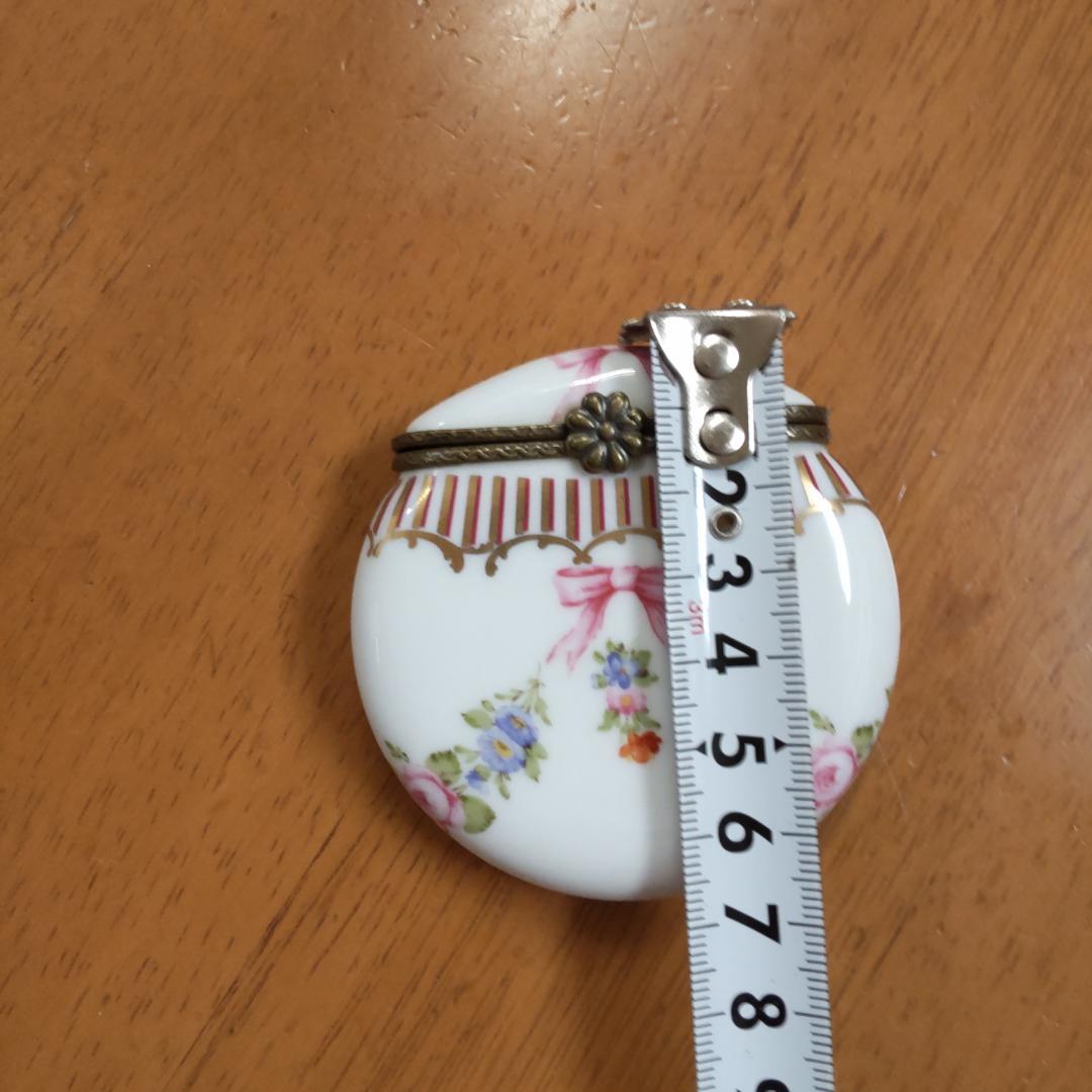 リモージュ　風　ピルケース　陶器　ヒンジボックス　アンティーク風