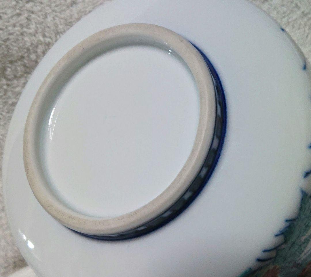 今右衛門茶碗 赤い花と青い葉の模様 陶器製A440