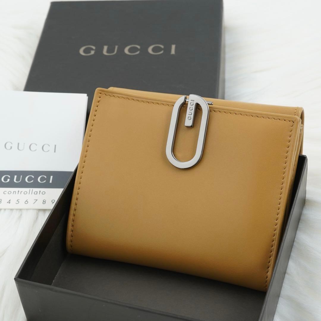 未使用品　箱付き　GUCCI グッチ　折り財布　レザー　シルバー金具　キャメル