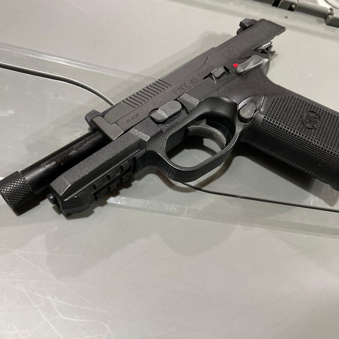 FNX-45 Tactical ガスガン 2本マガジン付き 東京マルイ