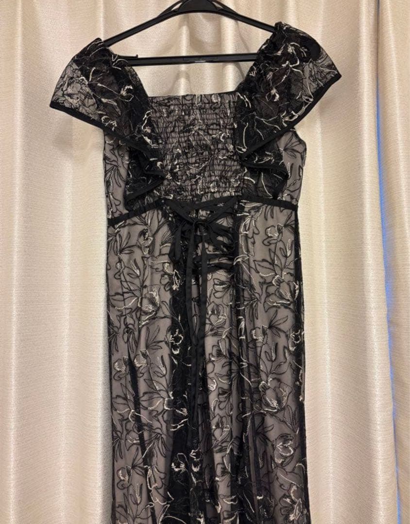 さ*く様 dazzlin チュール刺繍マーメイドドレス ブラック 黒
