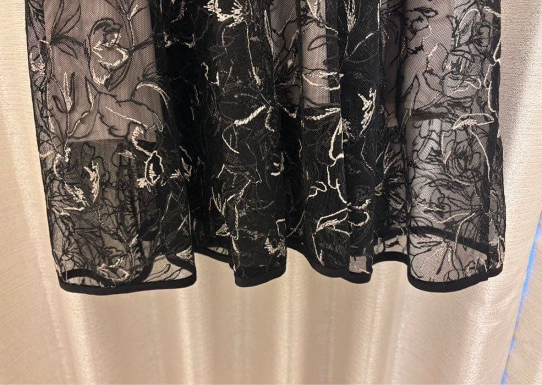 さ*く様 dazzlin チュール刺繍マーメイドドレス ブラック 黒