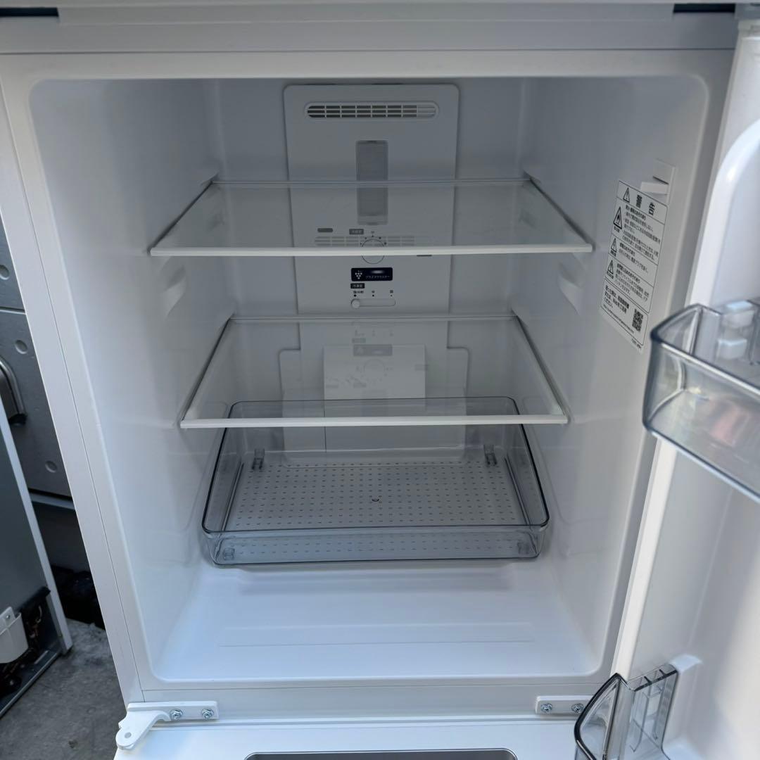 124⭐️2022年製美品★シャープ冷蔵庫ホワイトガラス扉　右、左開き　一人暮らし