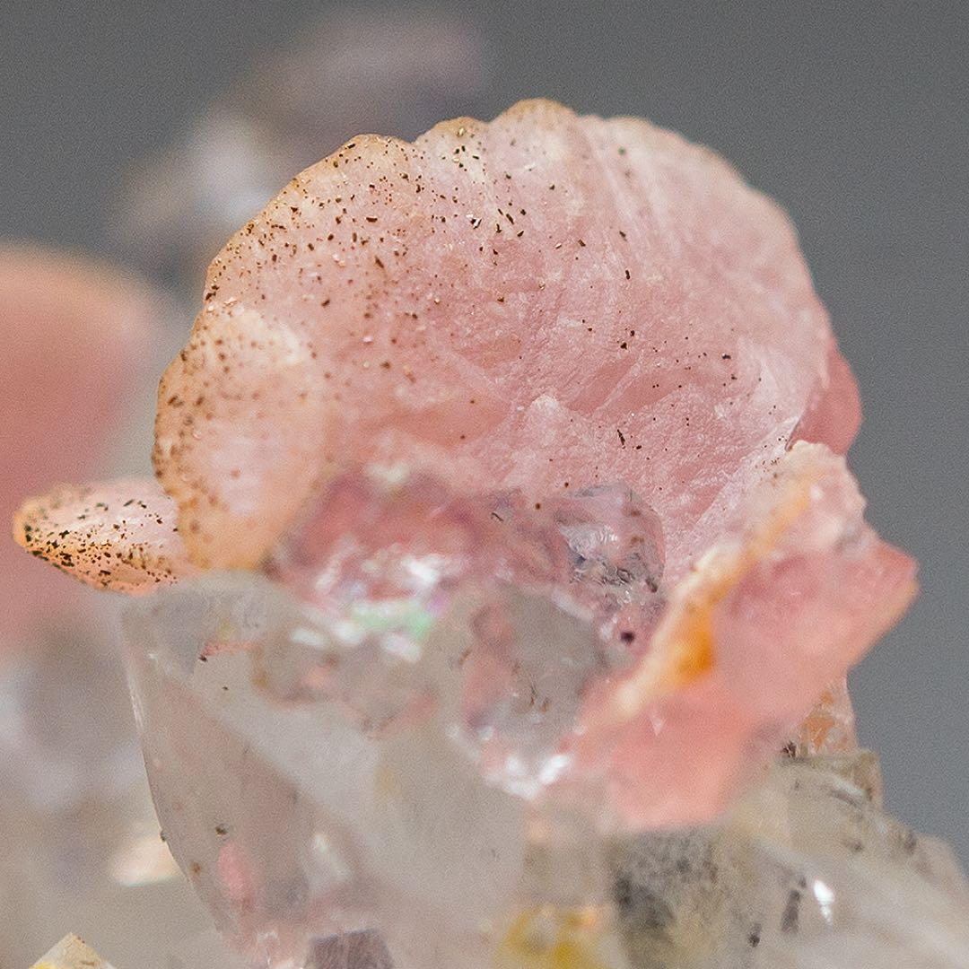 中国 ロードクロサイト フローライト 天然石 原石 鉱物標本 鉱石 蛍石 713