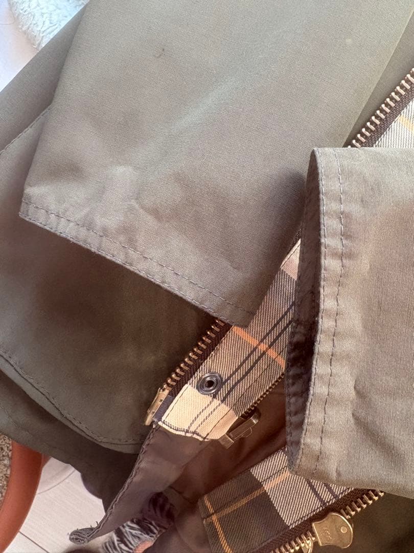 Barbour オリーブジャケット