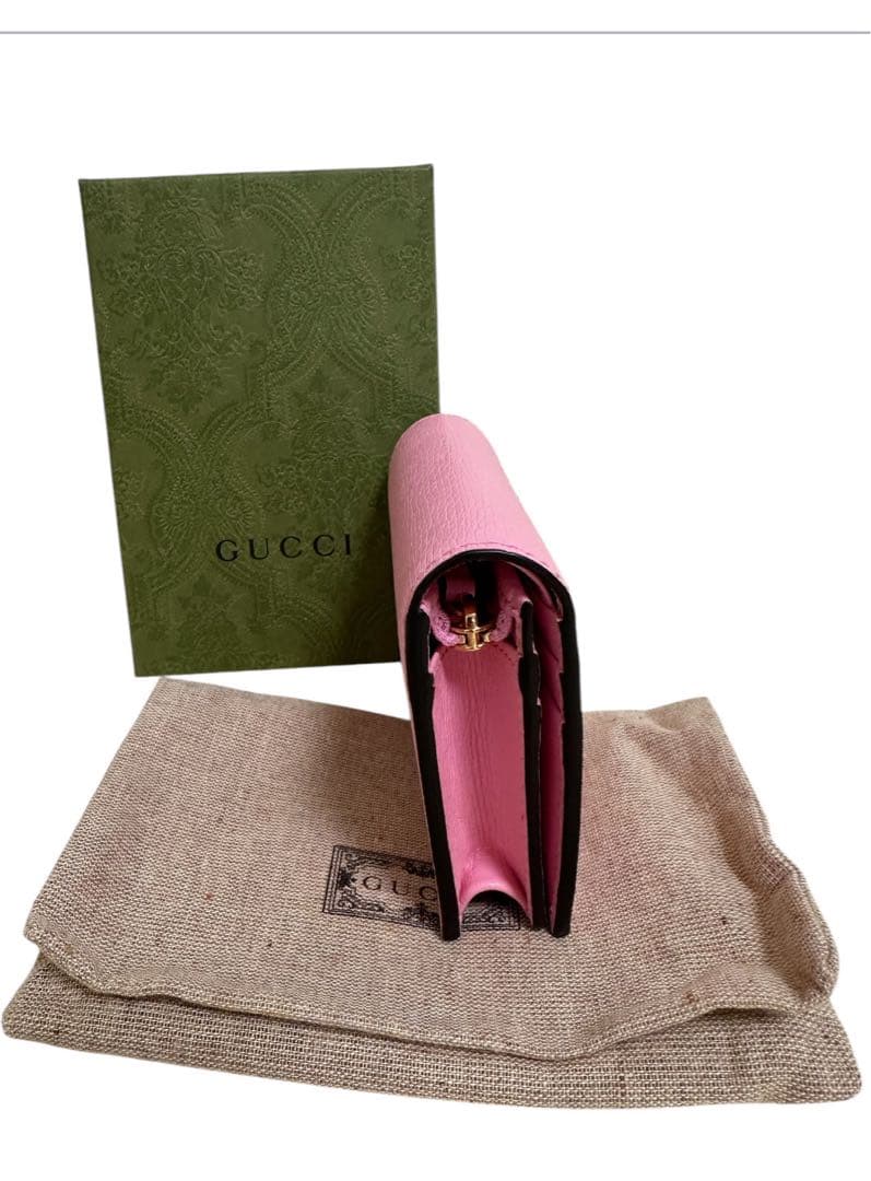 未使用 GUCCI 二つ折り財布 ピンク コンパクト ばなにゃシリーズ
