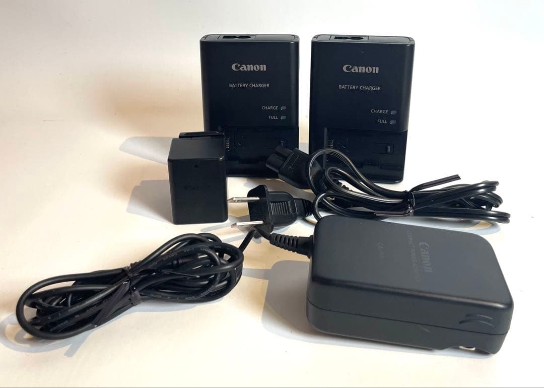 Canon iVIS HF M51 レッド