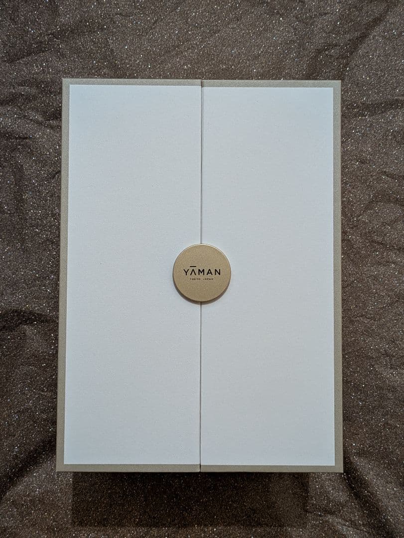 新品未使用　保証つき　YAMAN フォトプラスシャイニーネオ　YJFM18N