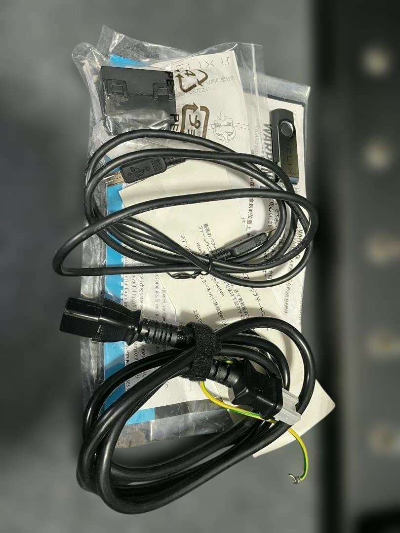 【たろさん専用】Line 6 HELIX LT ギターエフェクター