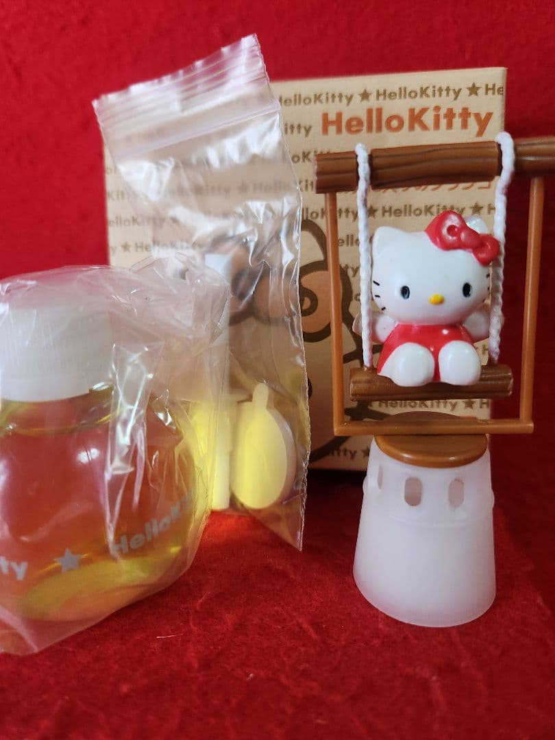 サンリオ　キティ　カー フレグランス　８種