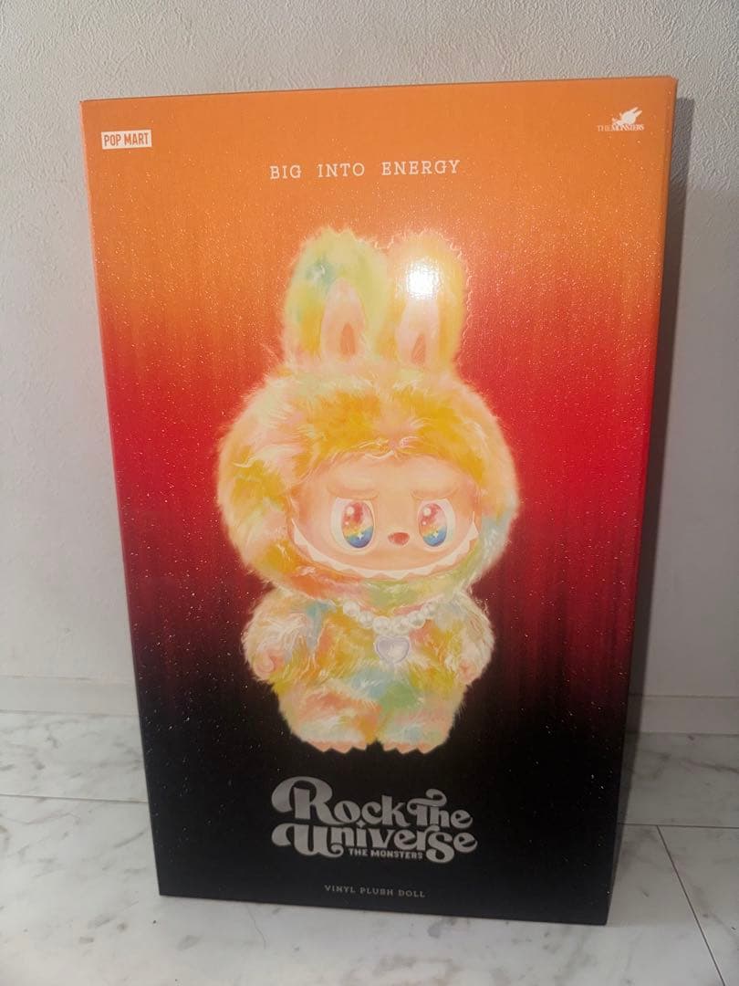 ROCK THE UNIVERSE Labubu ラブブ ロック