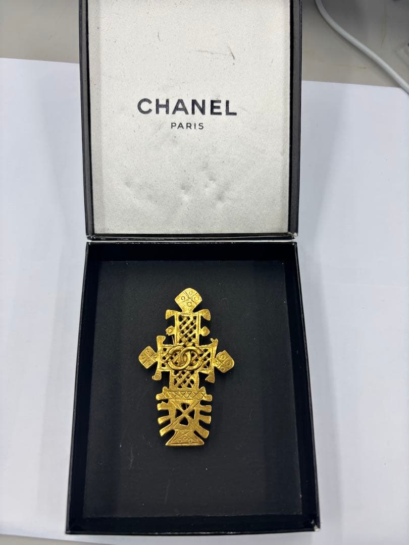 ☆美品☆ビンテージシャネル クロスブローチ☆1990年代☆ゴールド