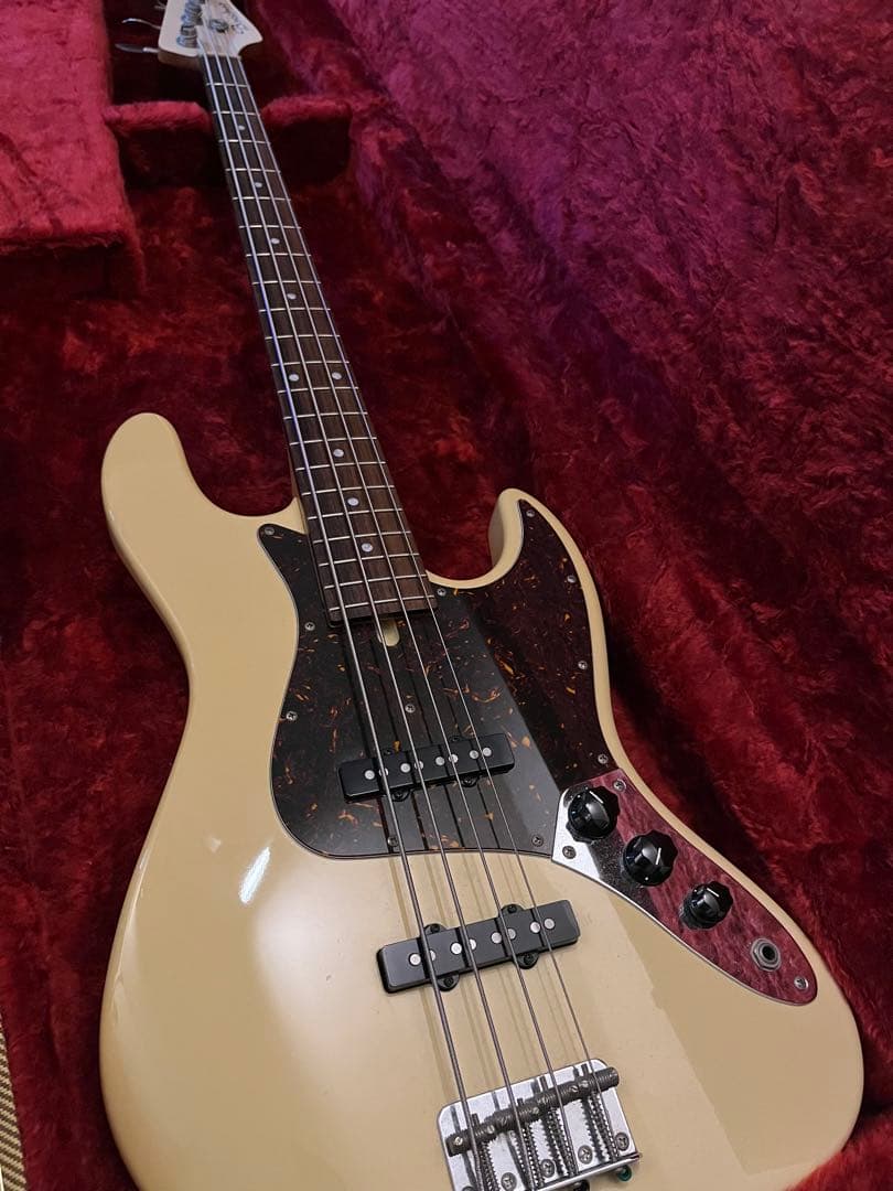 Bacchus バッカス ベース WOODLINE J CLASSIC bass
