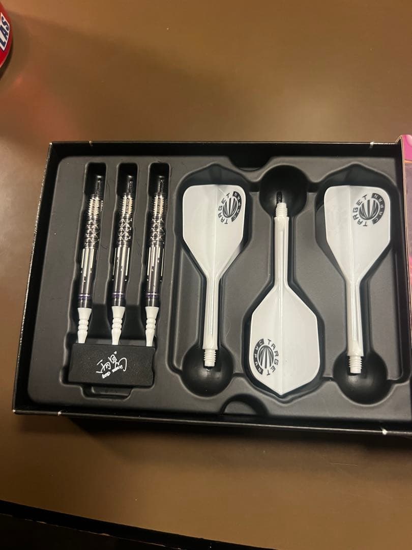 TARGET CHARTS GENERATION 4 ダーツセット