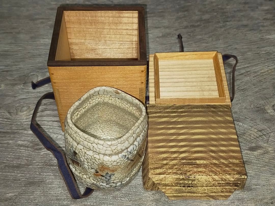 ♥美濃焼　志野　火入れ　湯飲み　湯呑み　骨董品