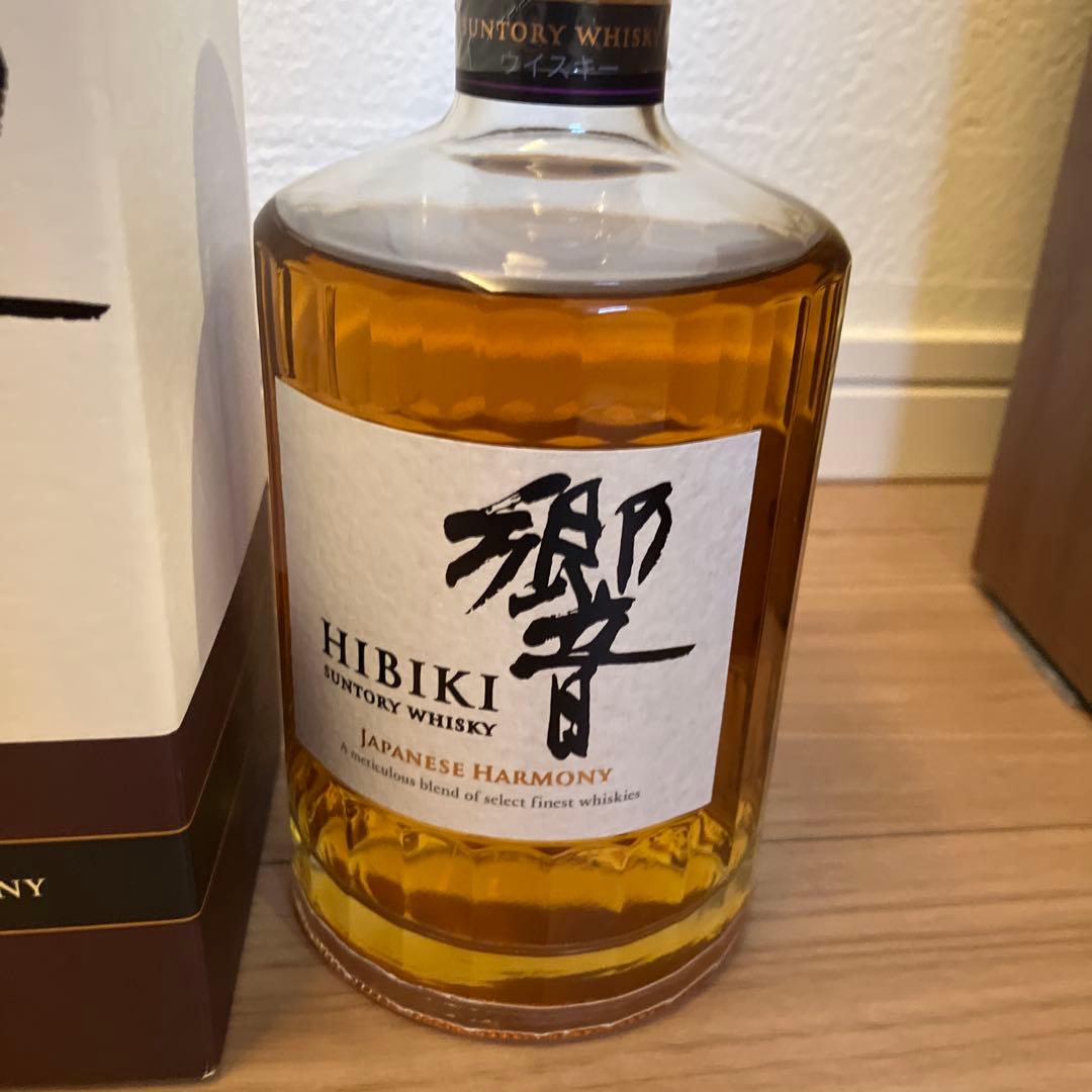 【未開栓・箱付き】サントリー 響 ジャパニーズハーモニー 700ml