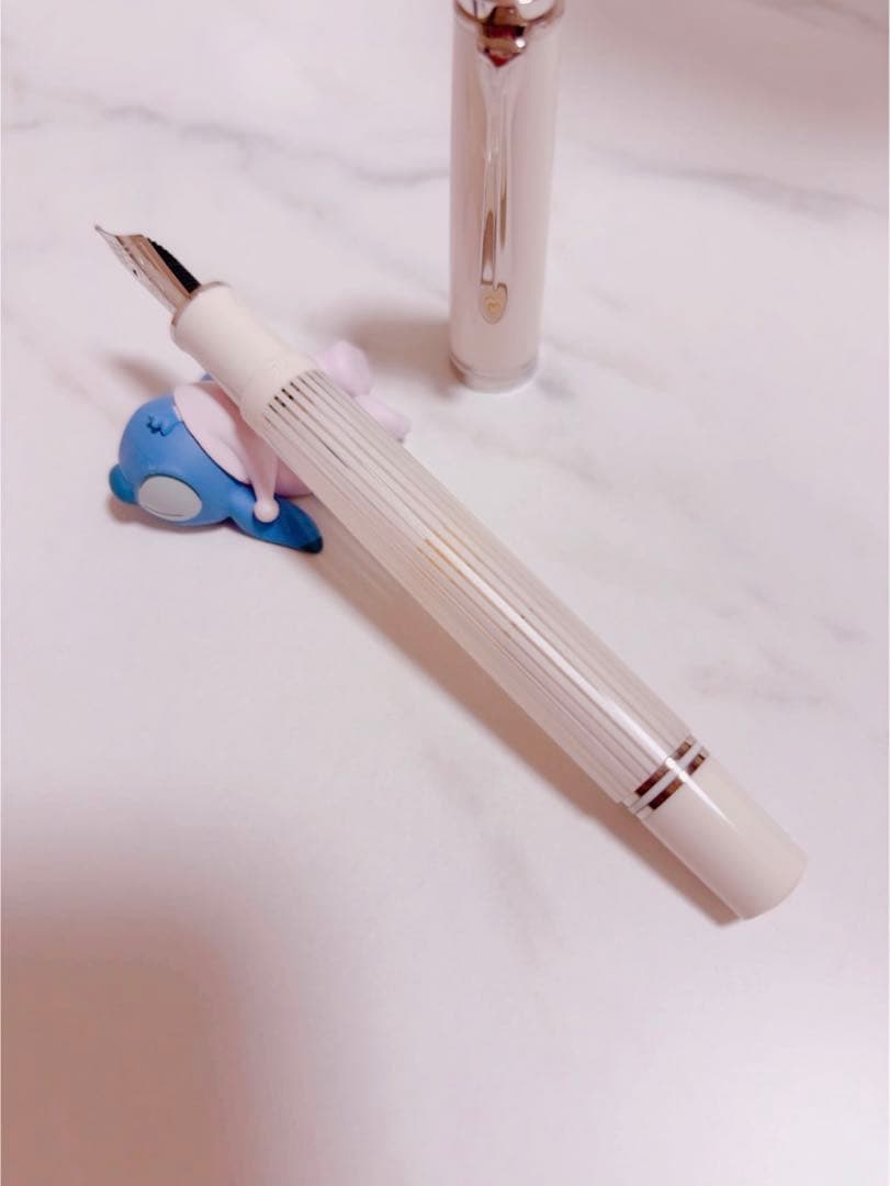 ペリカン　スーべレーンM605ホワイトストライプ　細字