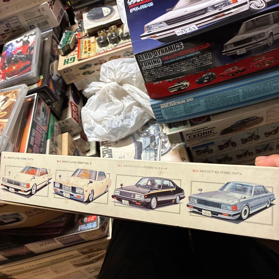 青島SKYLINE KENMARY HT 2000 GT-X 1/24 絶版