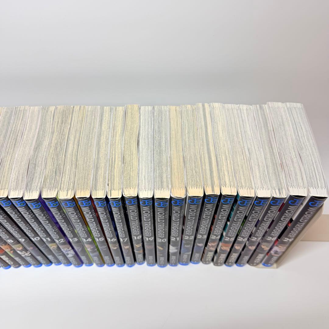 小冊子付き　ワールドトリガー 既刊全巻セット　1-29 + ガイドブック