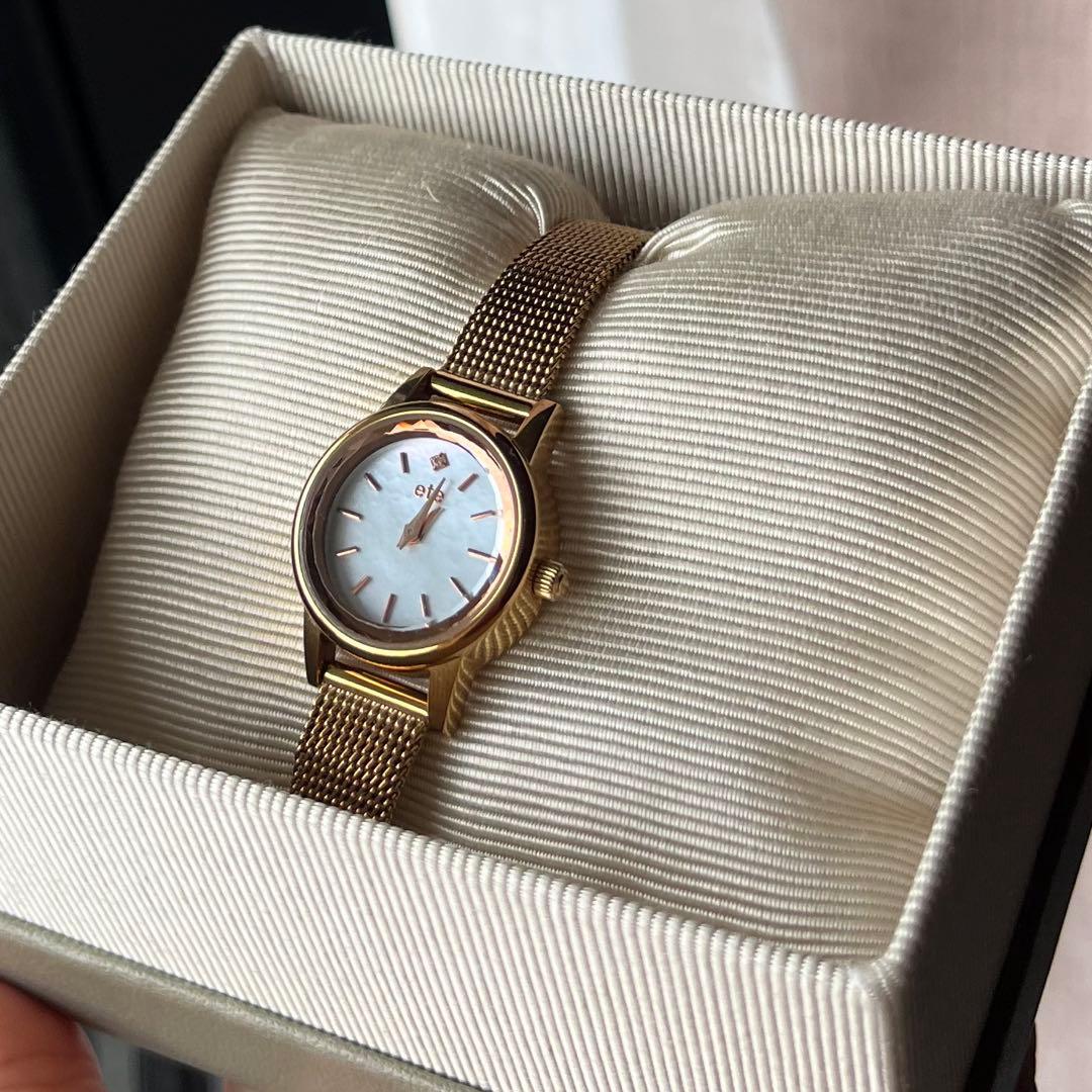 美品　ete メッシュ金属ベルト 貝殻文字盤　ピンクゴールド　ソーラー電池