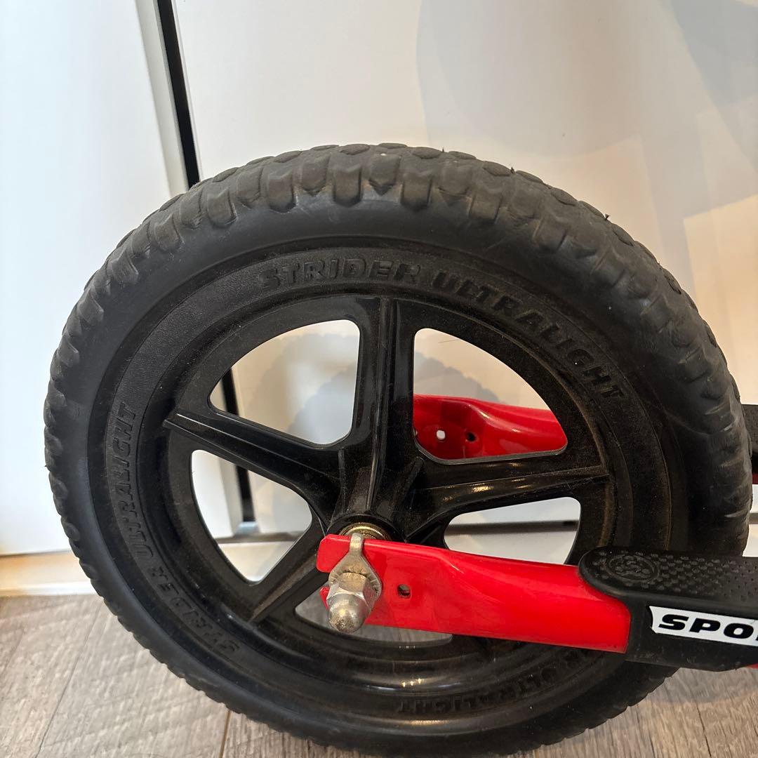 ストライダースポーツモデル　12インチ　レッド　美品　送料込み
