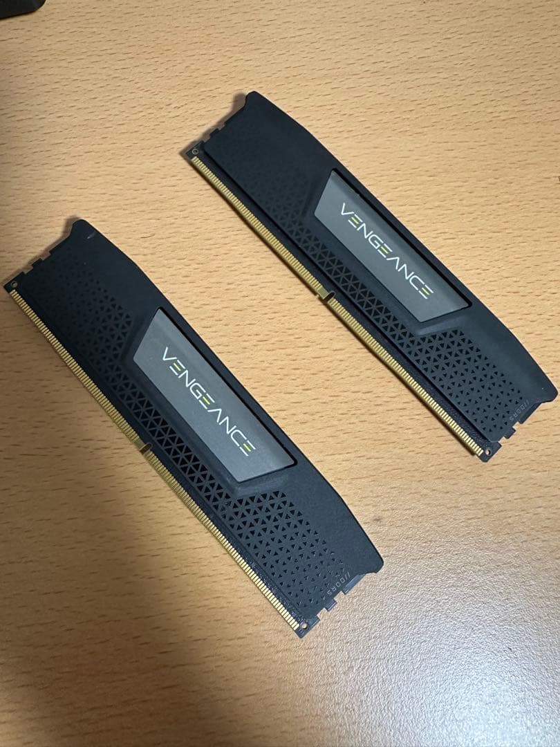 CORSAIR DDR5-5200MHz PC用メモリ VENGEANCE