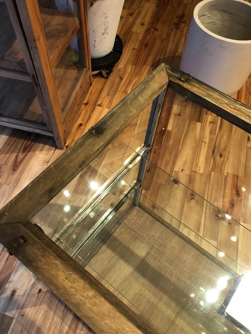 ガラスショーケース 中型 木製 ブラウン