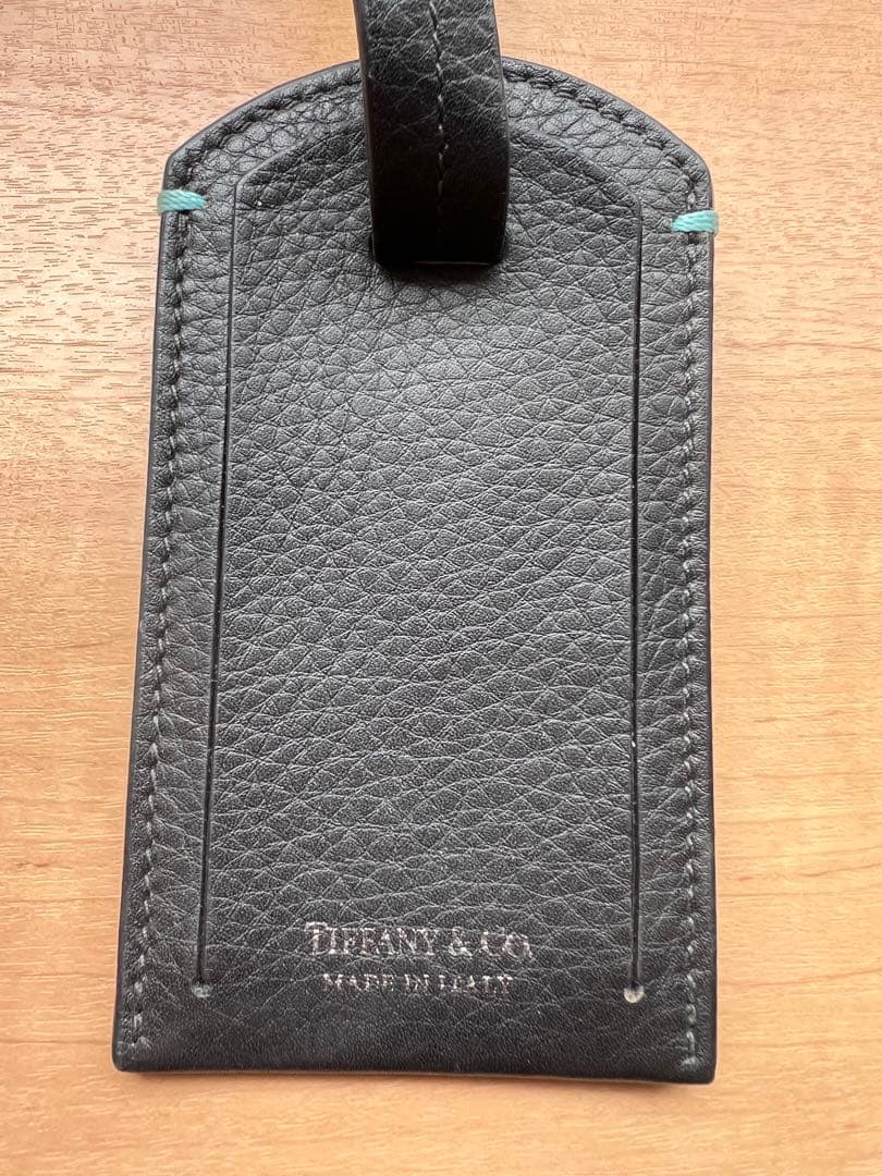 Tiffany & Co. ブラックレザー ネームタグ
