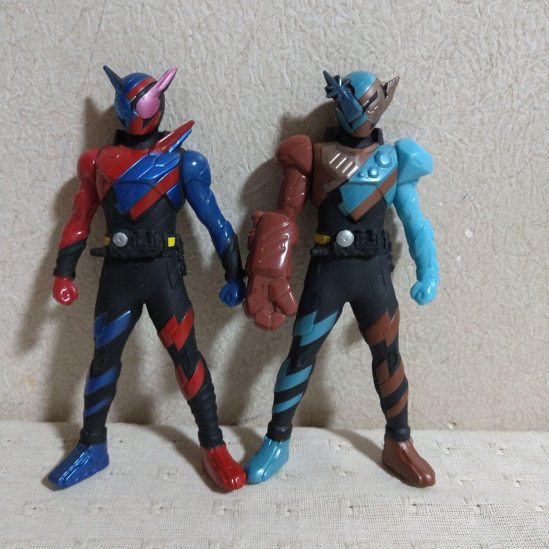 仮面ライダービルド ソフビフィギュア１８体