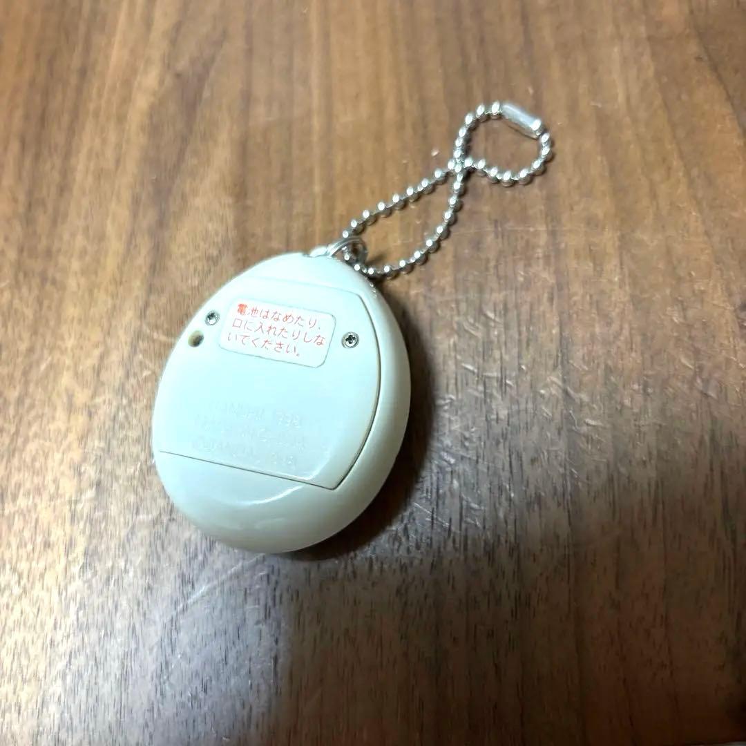 デビルっちのたまごっち　白本体　バンダイ　希少　レア