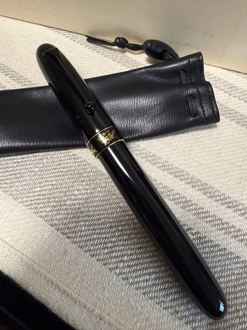 パイロット万年筆80週年、四神、黒漆