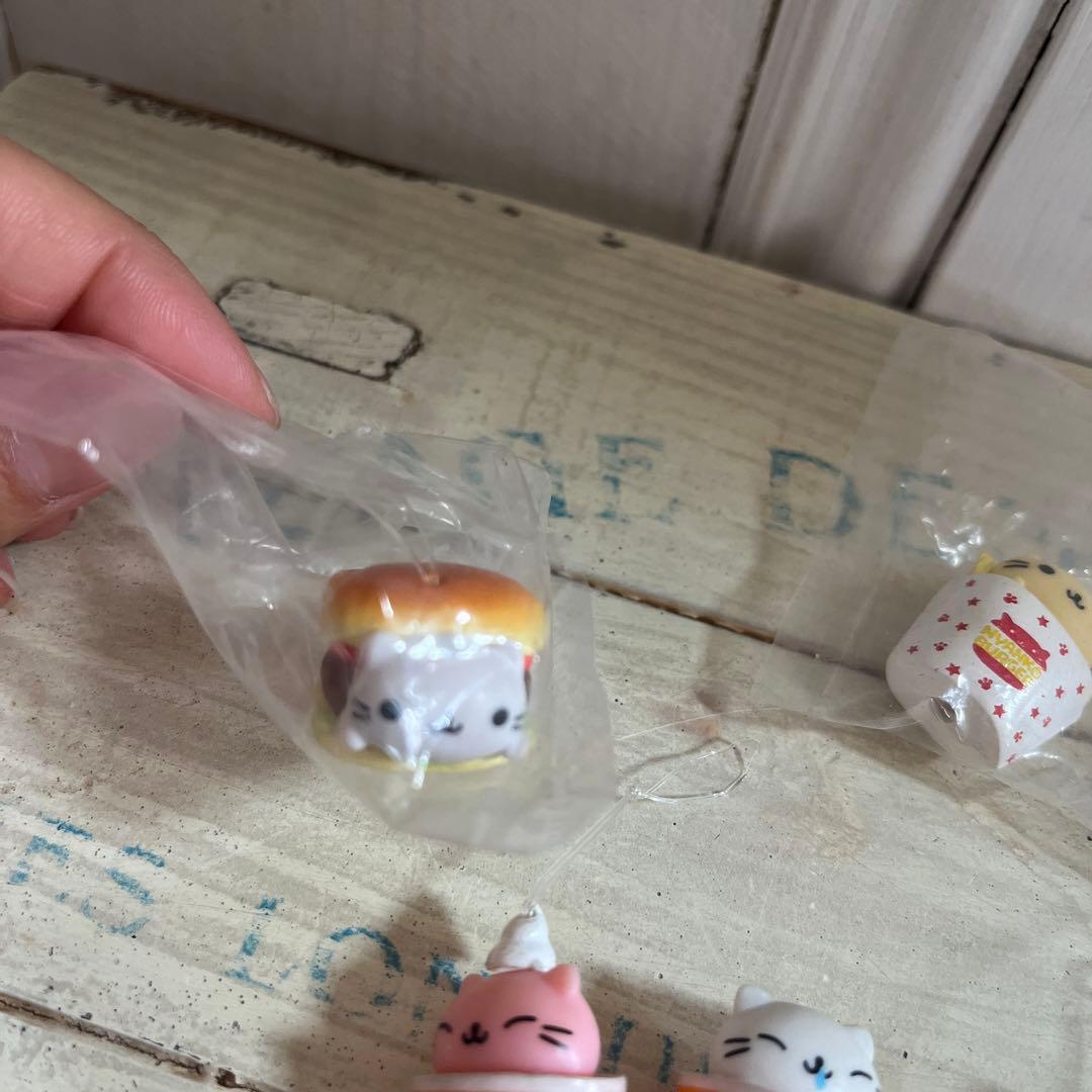平成レトロ　にゃんにゃんにゃんこ　にゃんこバーガー　マスコット　9点セット