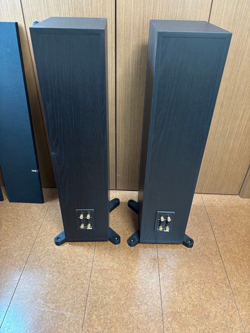 KEFケーイーエフQ700スピーカーペア　ブラックオーク