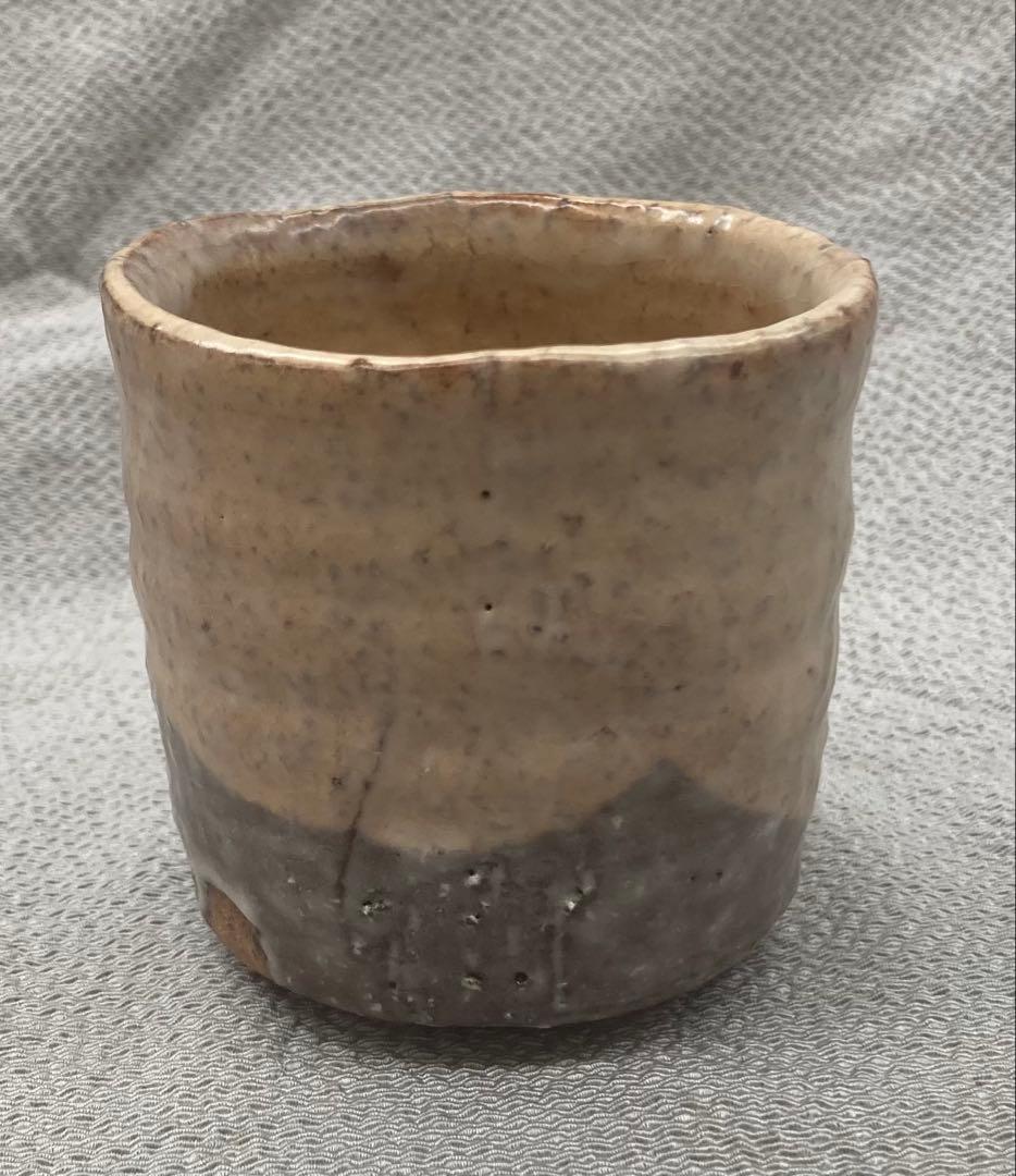 B470b「萩 湯呑」羽多野善蔵作　共布共箱　指月窯　陶歴書付