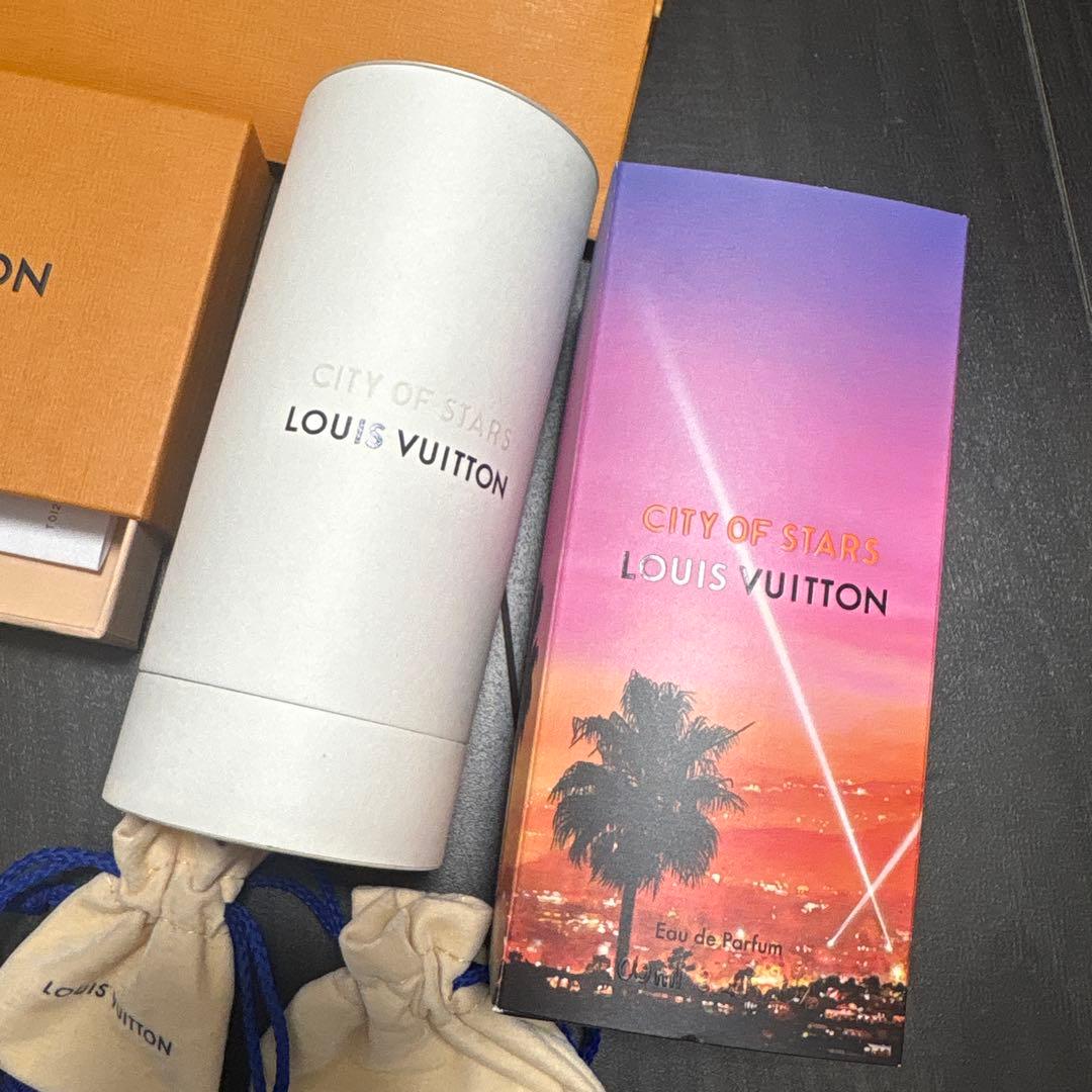 LOUIS VUITTON ギフトボックス　巾着　リボン　香水　紙袋　空箱