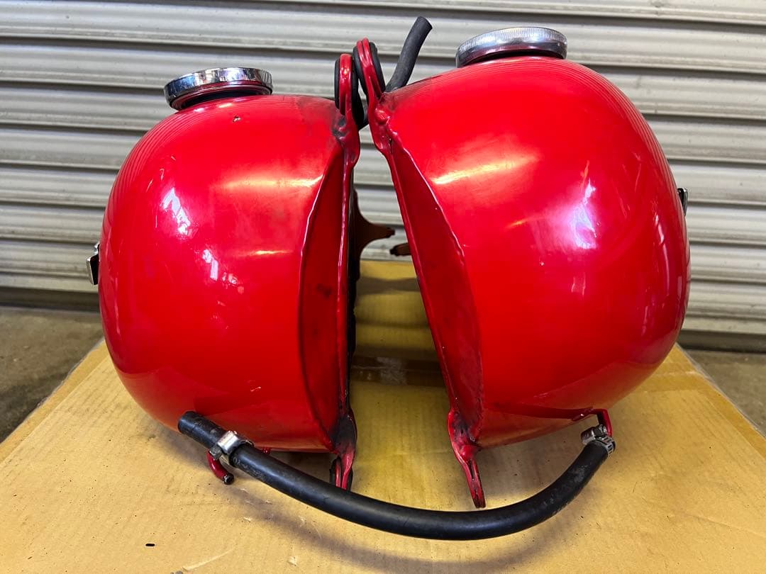 Harley-Davidson 分割タンク