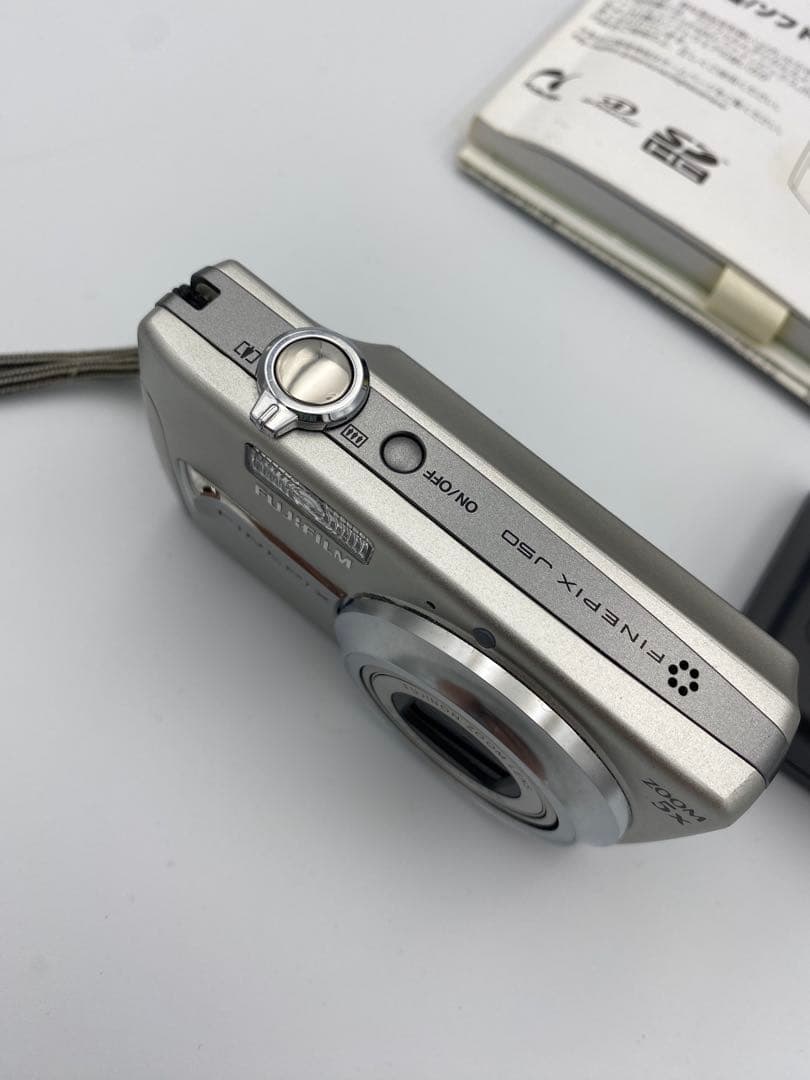 FUJIFILM FINEPIX J50 コンパクトデジタルカメラ　動作確認済
