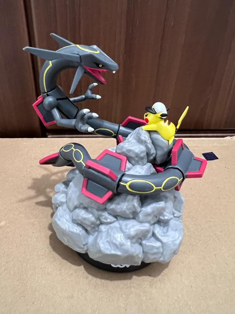 ポケモン フィギュア モンコレ レックウザ ピカチュウ