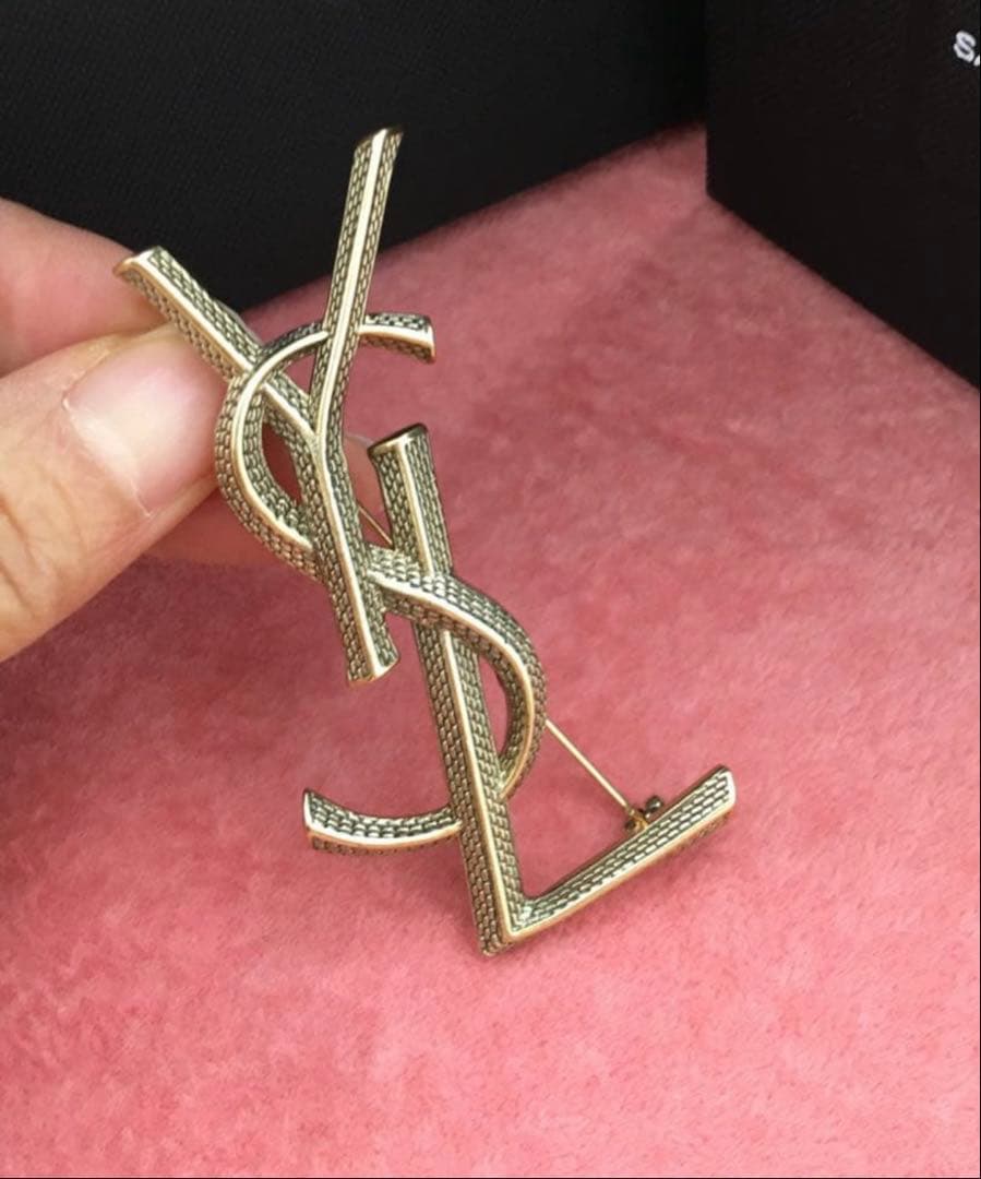 美品！サンローラン　オピウム YSL ブローチ　ゴールド✨