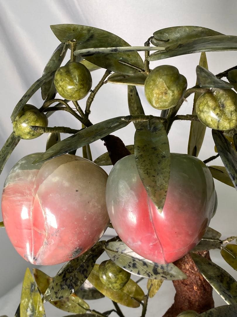 1662❣️ 中国美術　玉桃盆栽　翡翠　瑪瑙　天然石　彫刻