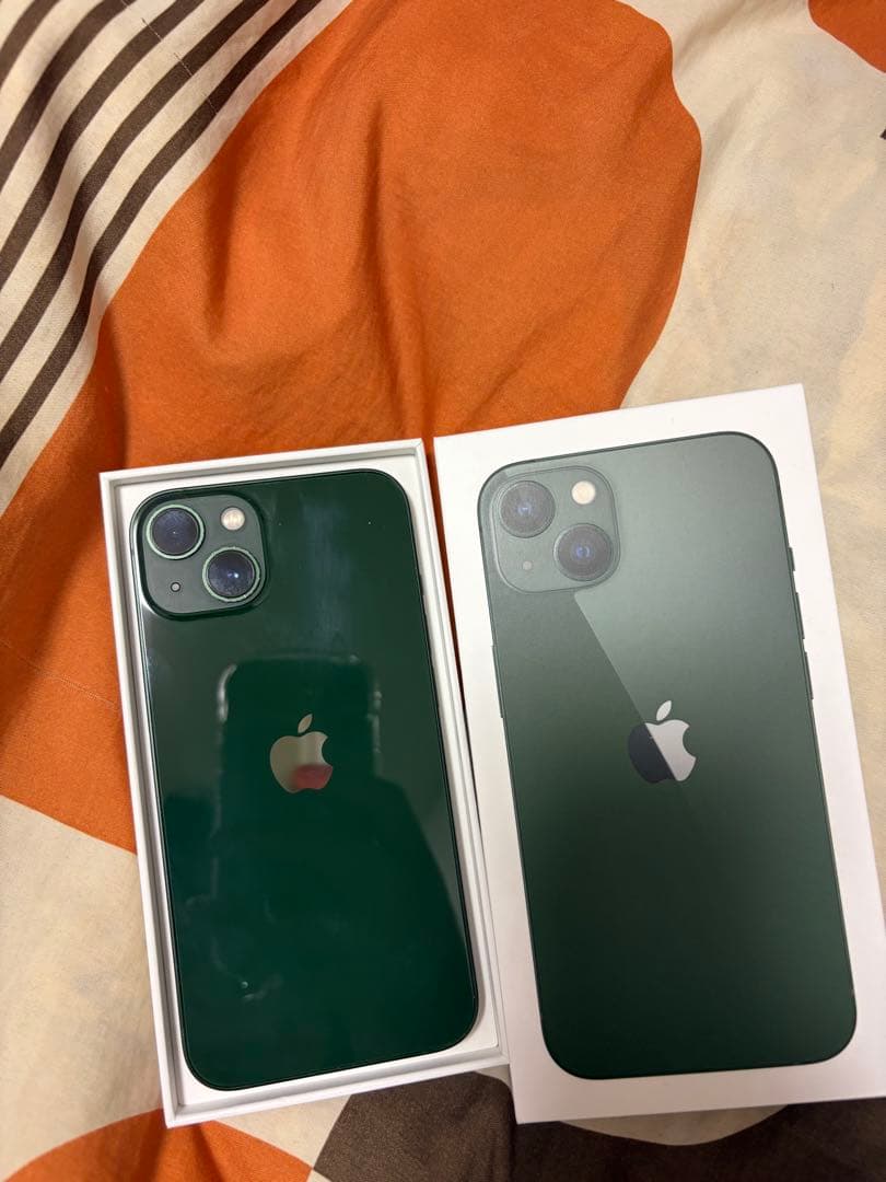 Apple iPhone 13 ミッドナイトグリーン 本体 128