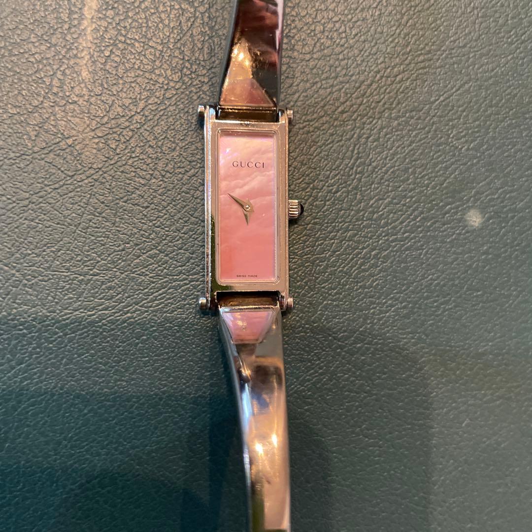 GUCCIの腕時計　1500L