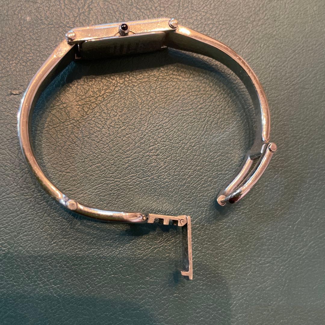 GUCCIの腕時計　1500L