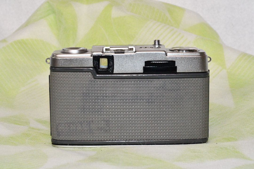 《動作品》OLYMPUS PEN EES-2